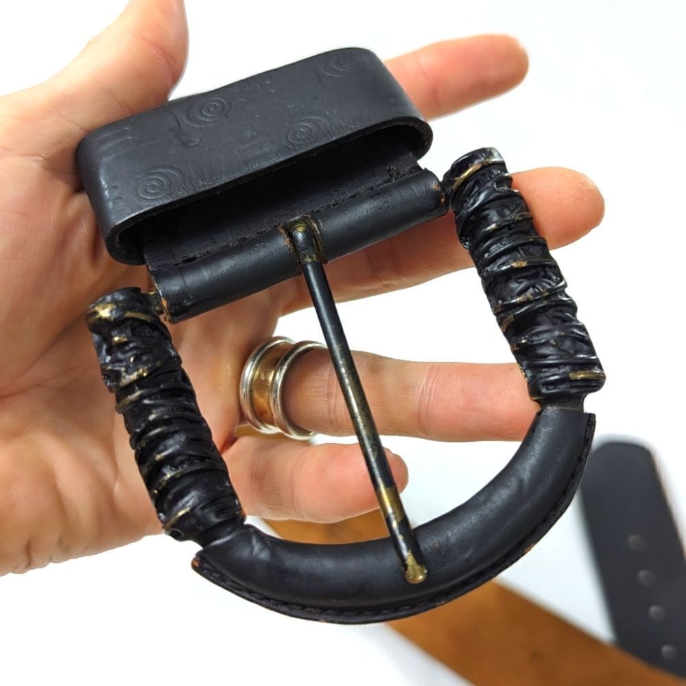 Benetton Leather Waist Cinch Belt - Picture 2 of 8